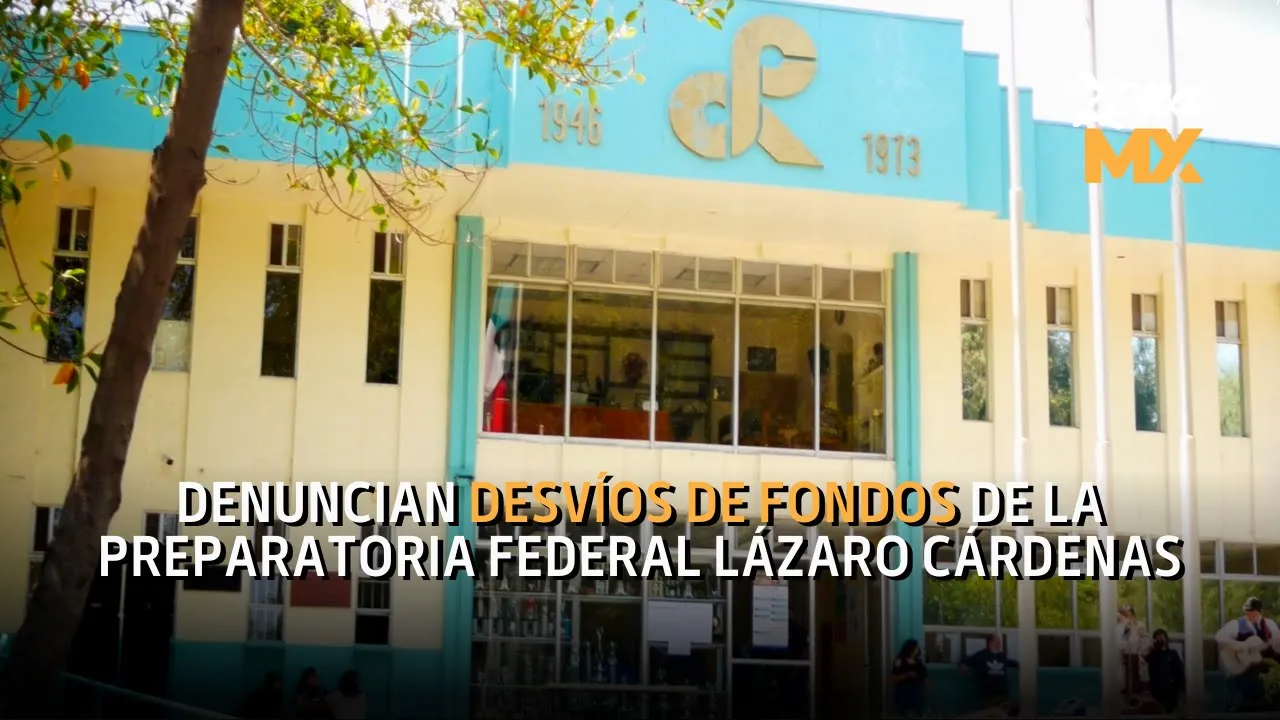 Alumnos de la Preparatoria Federal Lázaro Cárdenas (PFLC) mostraron su inconformidad
