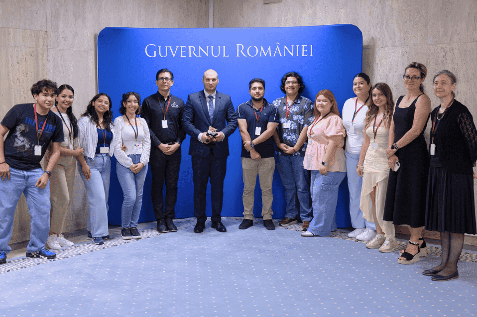 DELEGACIÓN DE CETYS UNIVERSIDAD PARTICIPA EN CURSO INTERNACIONAL SOBRE INTELIGENCIA ARTIFICIAL EN RUMANIA