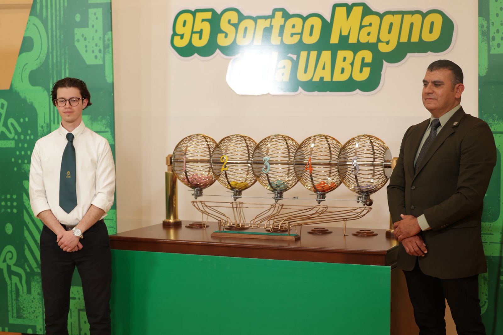 PRIMER PREMIO DEL 95 SORTEO MAGNO DE LA UABC ES PARA MEXICALI